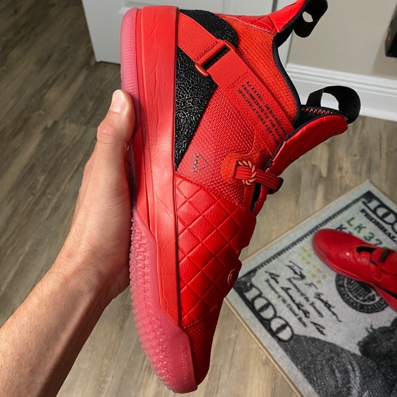 Jordan XXXIII (33) University Red - Picture 4 of 6
